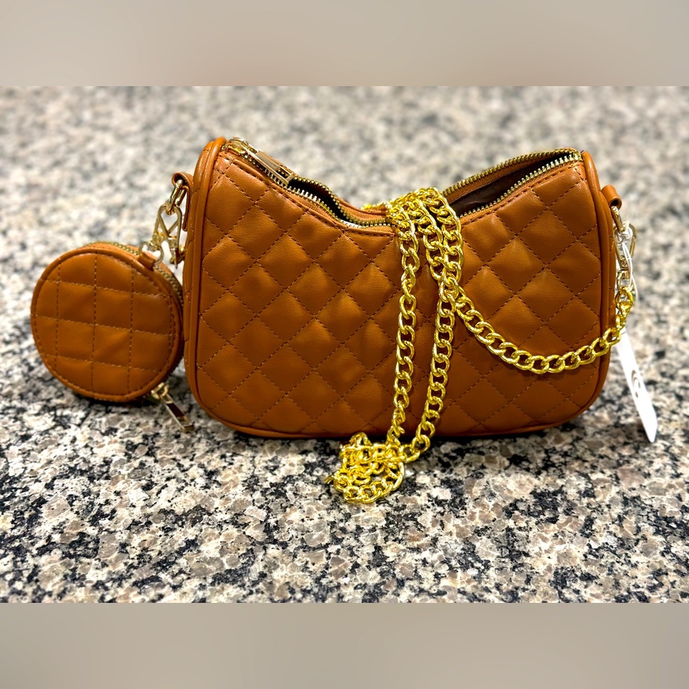 Small bag with change purse